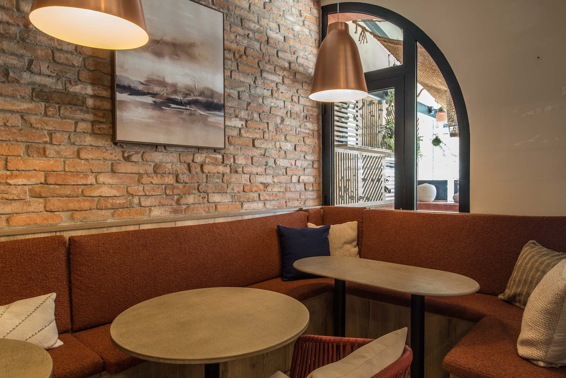 Peanuts café sainte-maxime décoration interieure 13